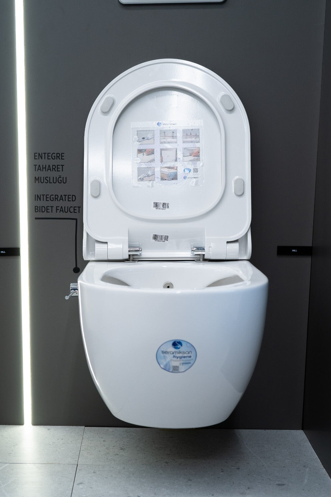 Dusch-WC, Seramiksan Hill, mit Warm- und Kaltwassermischer, Randlos